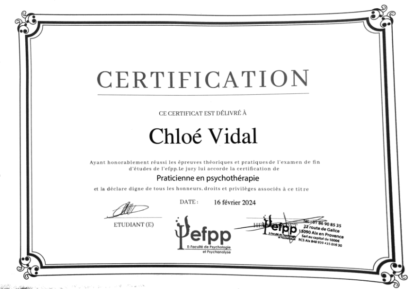 photo diplome Chloé ROSATI