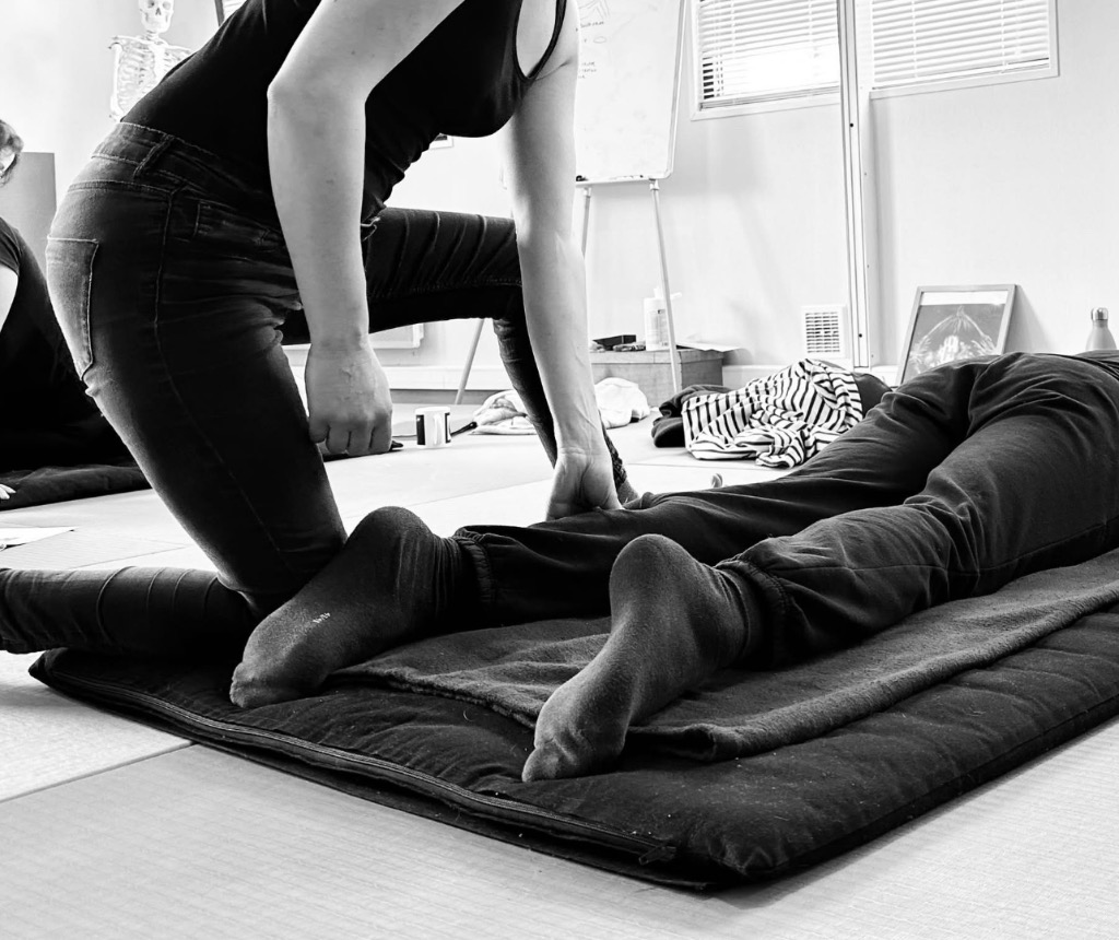 photo seance Magali Bornéo Shiatsu