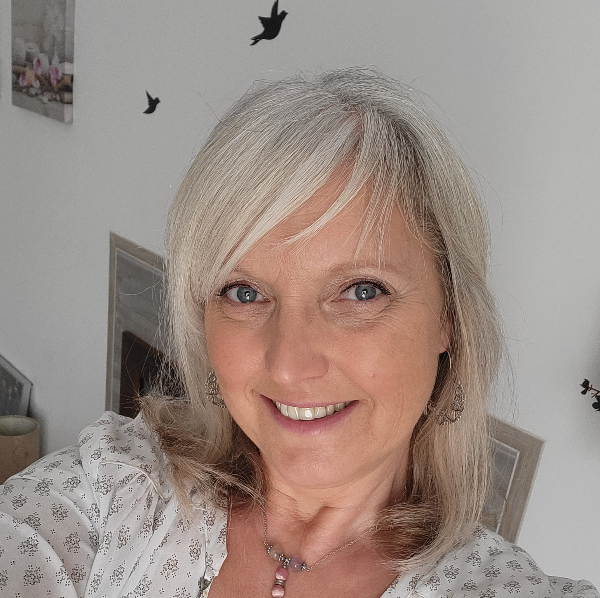 Laurence-dessaint-EFT-Psychogénéalogie