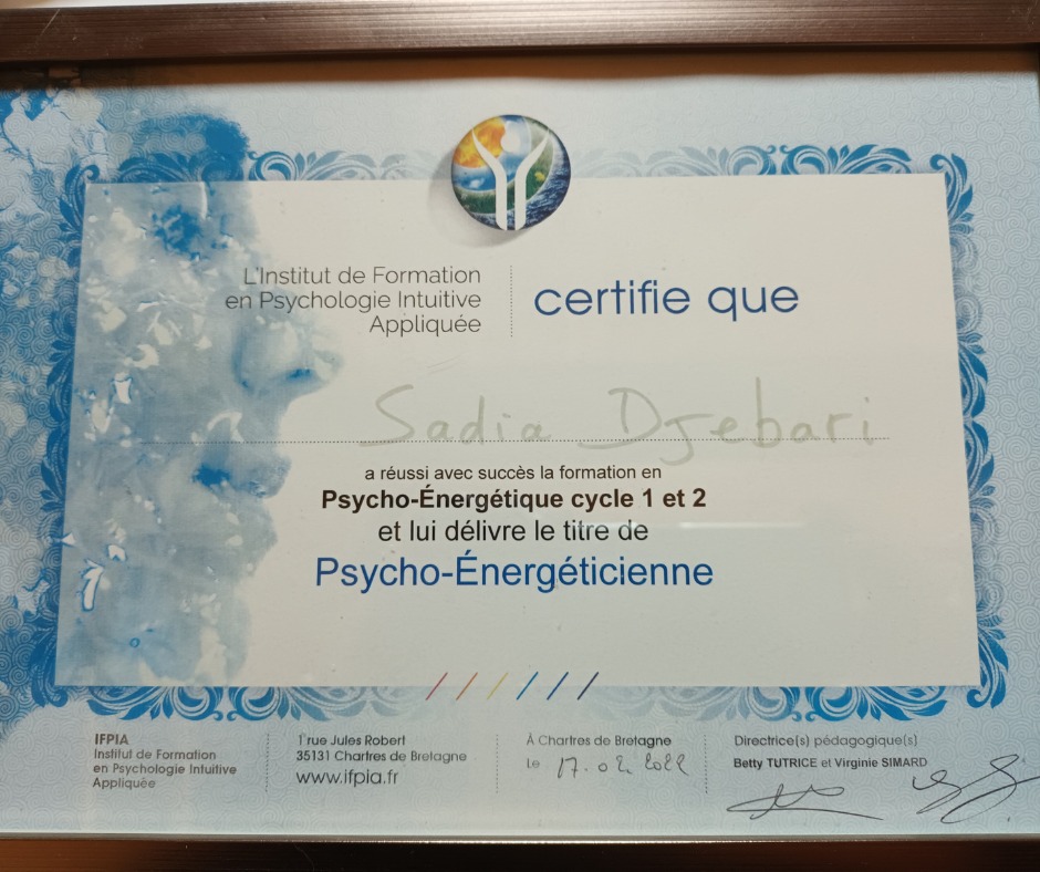 photo diplome Sadia Djebari