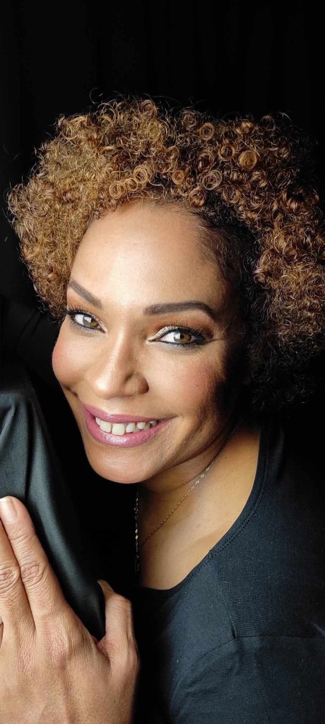 photo portrait Peggy MARCIMAIN 