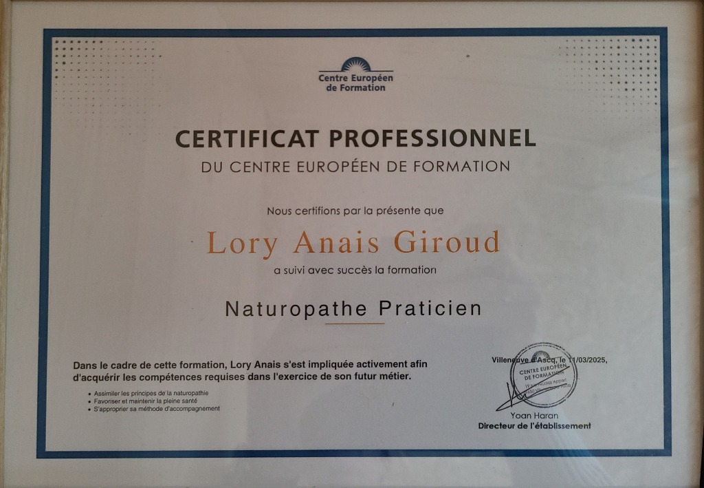 photo diplome Lory Anaïs Giroud