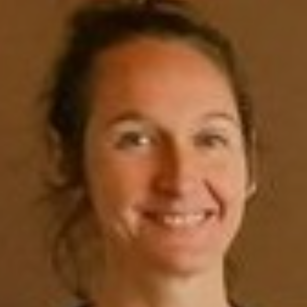 La main sur le coeur