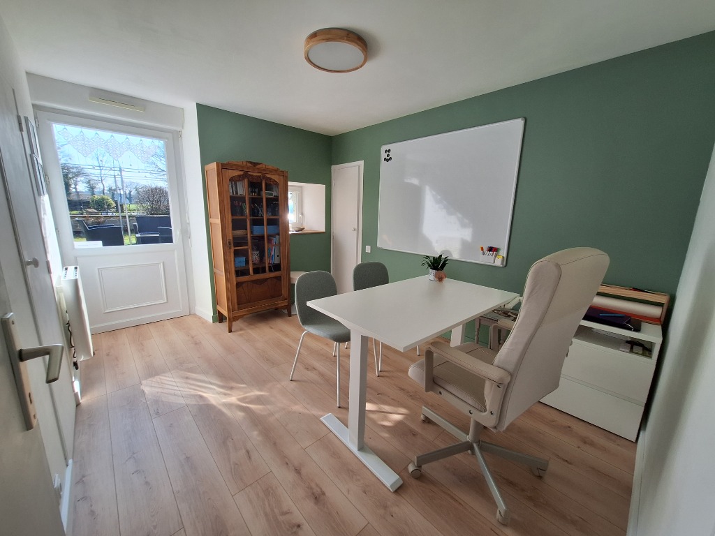 photo cabinet Lise Louis