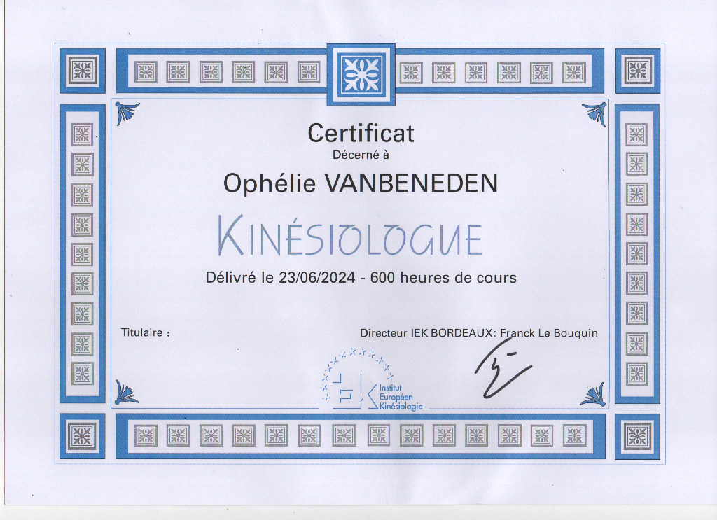 photo diplome Ophélie VANBENEDEN