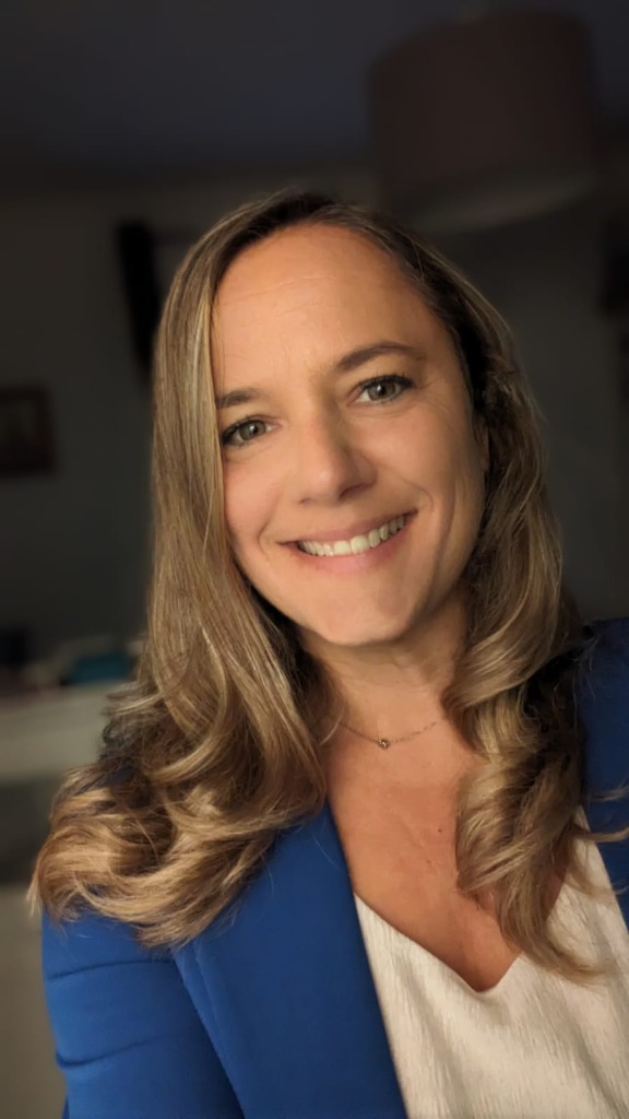 photo portrait Cécile MONNET-GASTEUIL