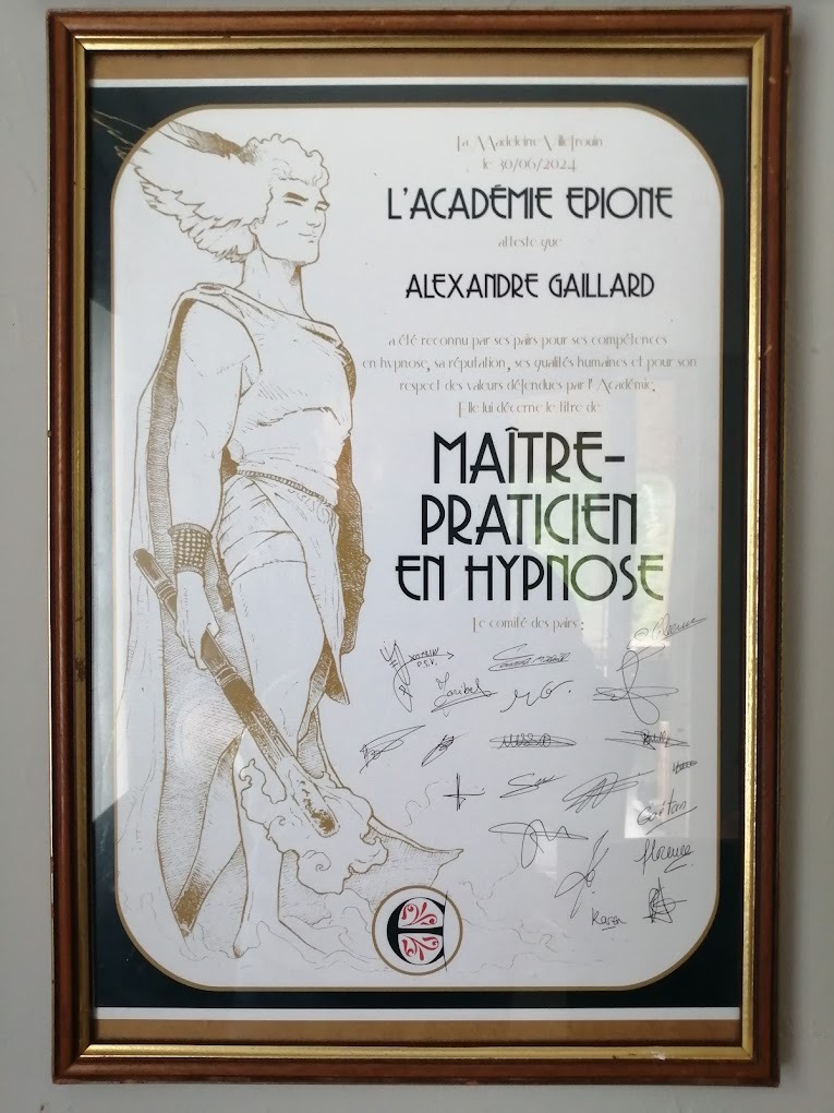 photo diplome Alexandre GAILLARD Hypnose