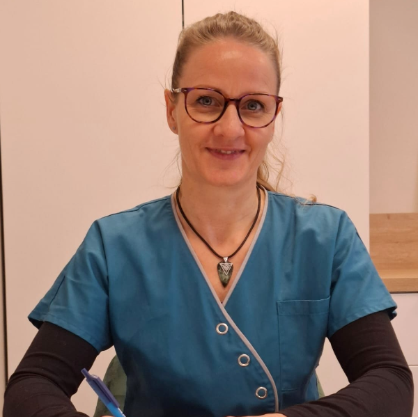 Cabinet Ishin Denshin