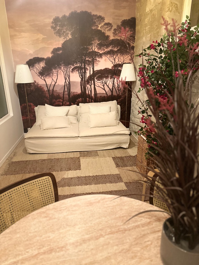 photo cabinet Audrey Ahovey