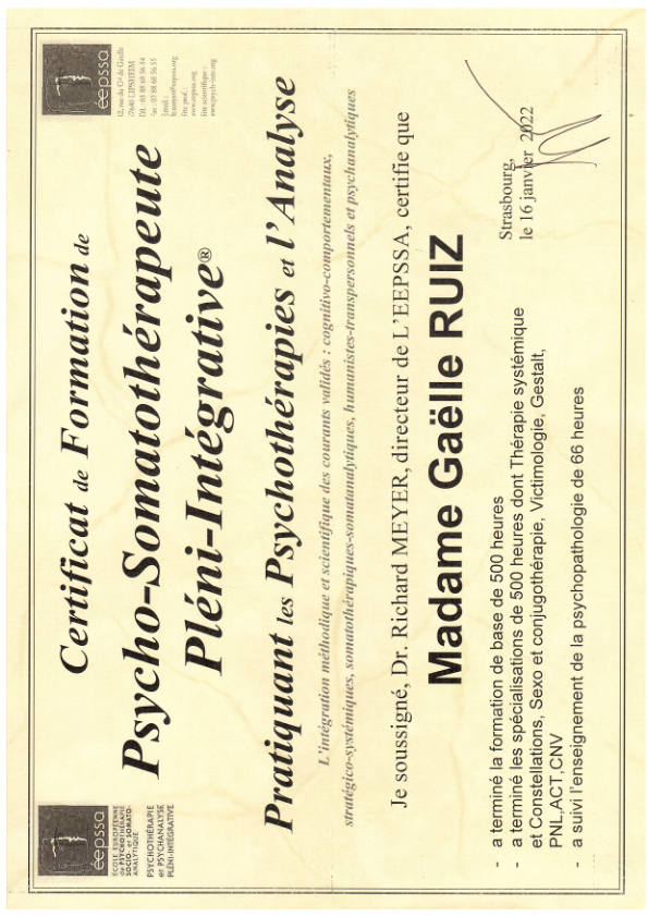 photo diplome Gaëlle Ruiz Psycho-Somatothérapeute 