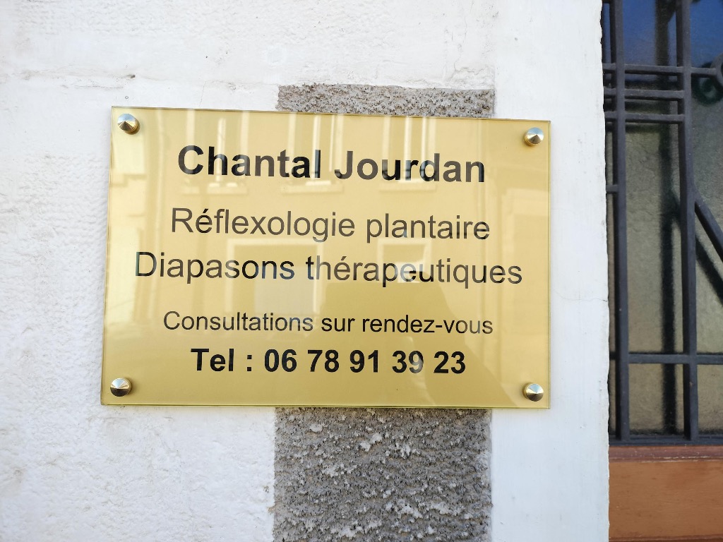 photo cabinet Vibration et Pieds