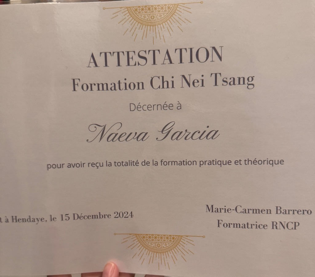photo diplome Goxoa Soins holistiques 
