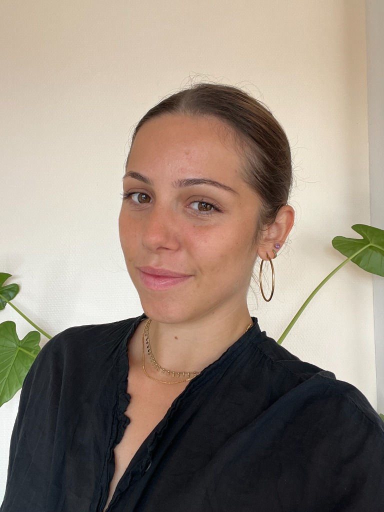 photo portrait Eloïse Jonval Psychologue et Psychothérapeute