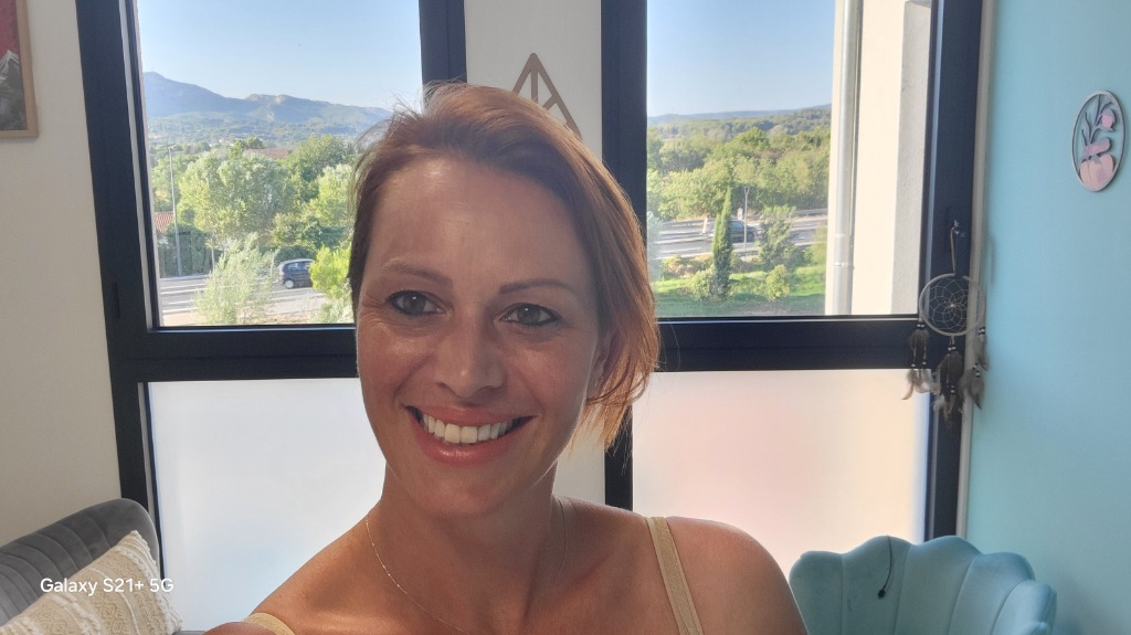 photo portrait Gestalt psychothérapie & Héritages - Sabine ATTALI