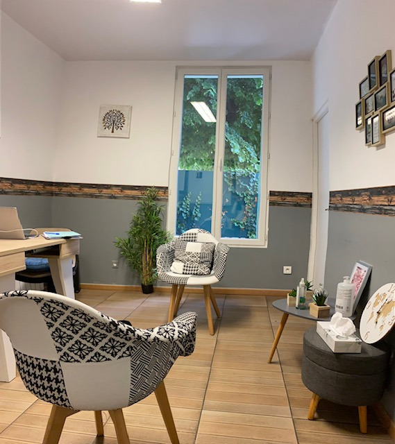 photo cabinet Cécile Maman