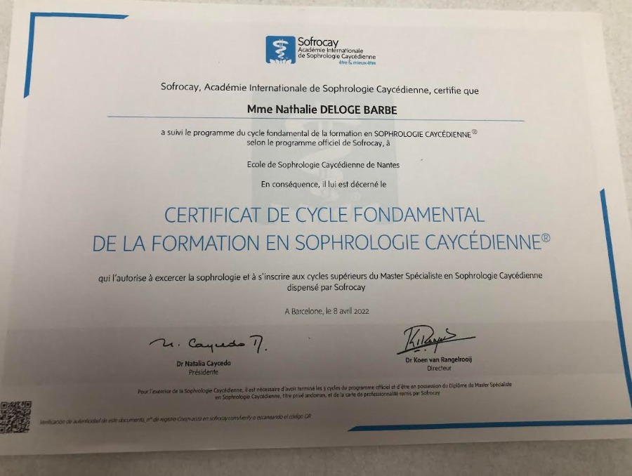 photo diplome Nathalie DELOGE