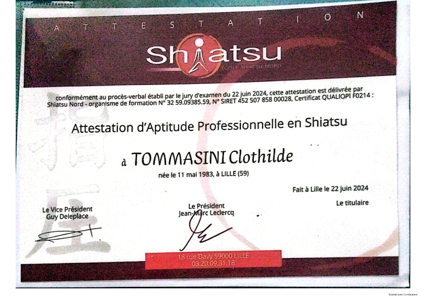 photo diplome Clothilde Praticienne en shiatsu