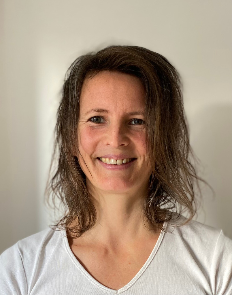 photo portrait Léa Dufour Naturopathe Thérapeute psychocorporelle