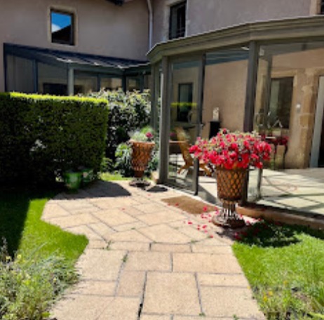 photo cabinet Emilie Theriot 