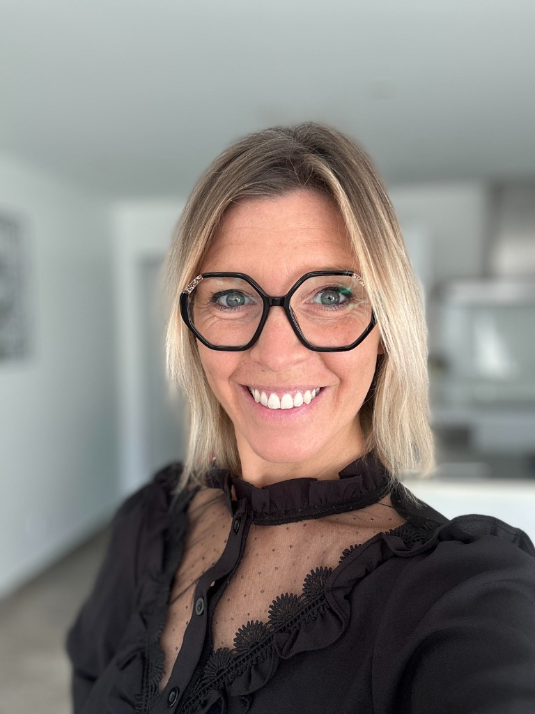 photo portrait  EMELINE CHAMBON 