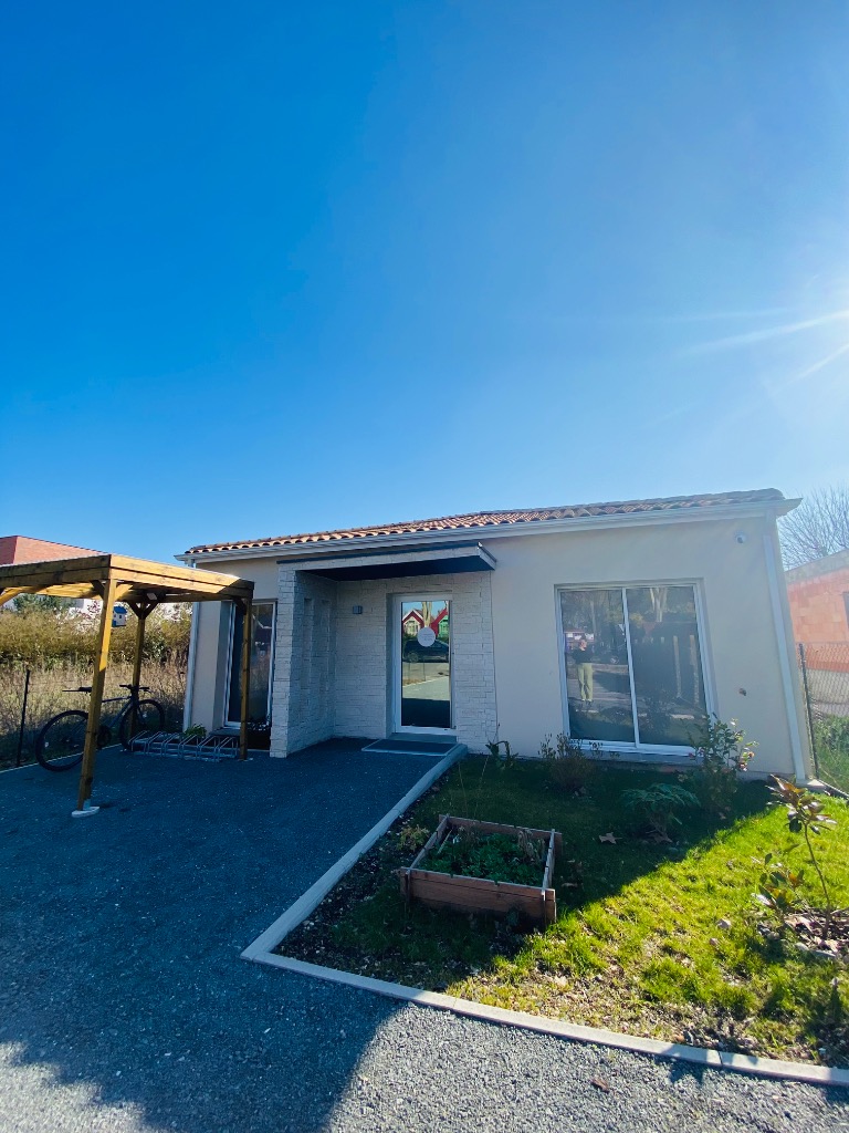 photo portrait Louise Saint-Lô 