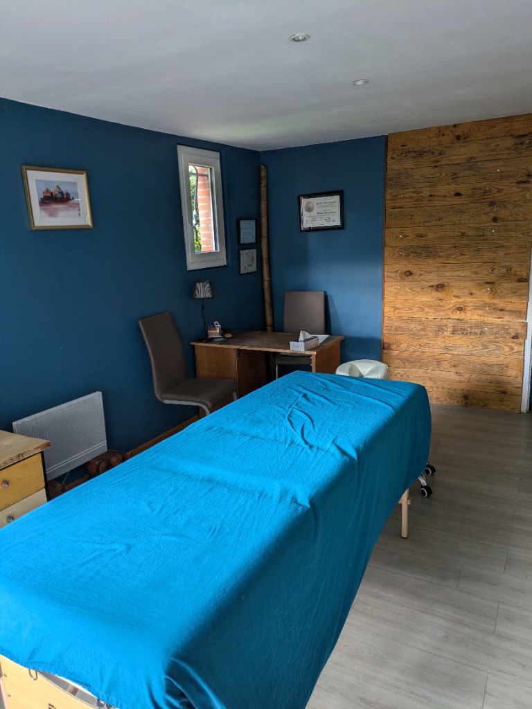 photo cabinet Charline d’Aux de Lescout