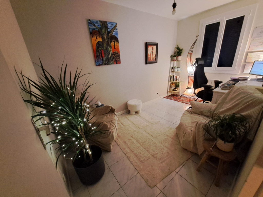 photo cabinet Emilie Estrade