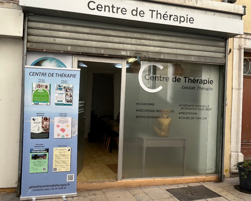 photo cabinet Emmanuel POIRRIEZ