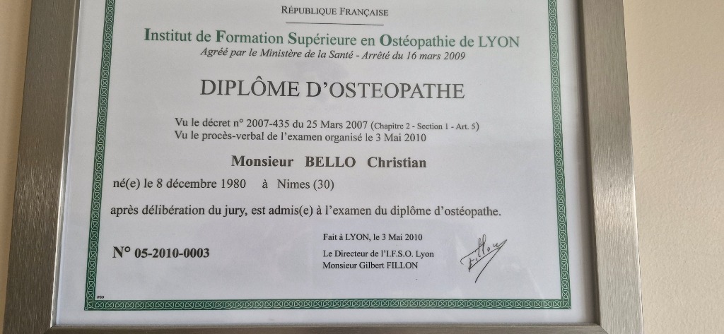 photo diplome Christian Bello