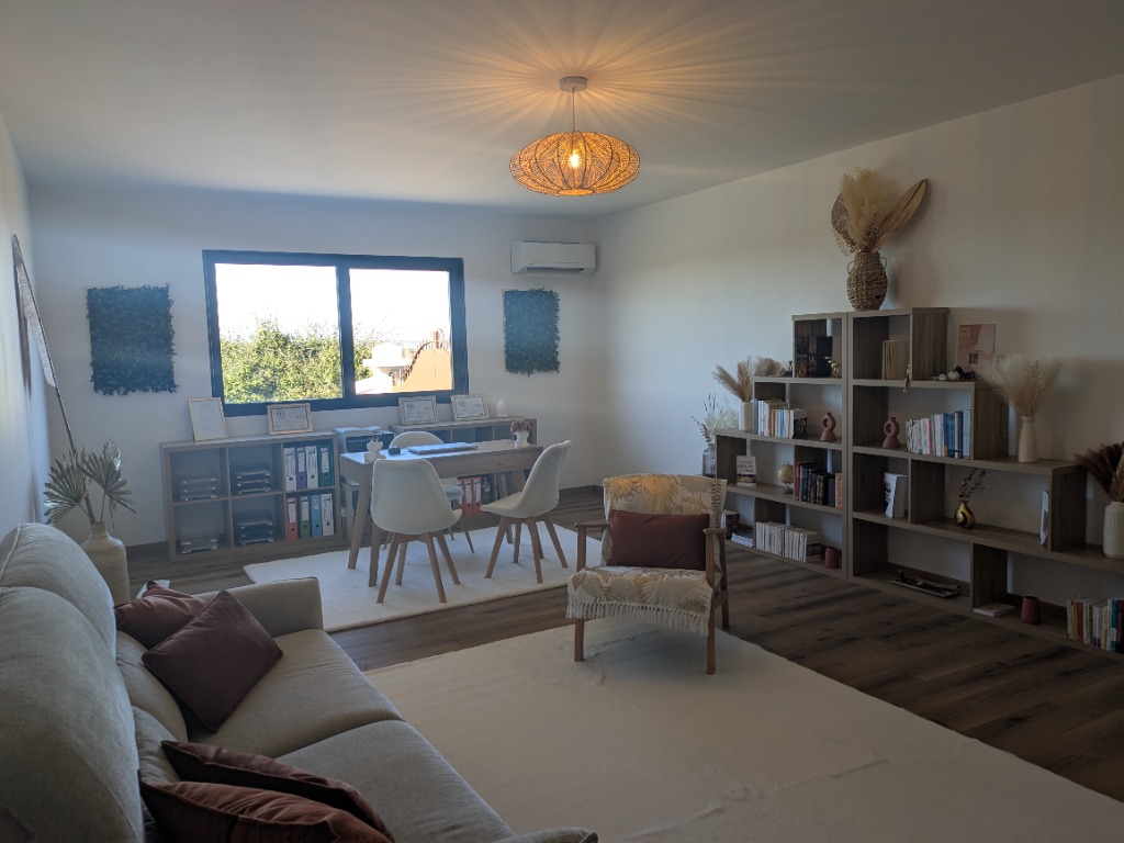 photo cabinet FEMINI PSY Daïna CHERIF