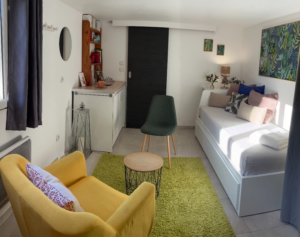 photo cabinet Emanuelle KARMANN CONRADIE