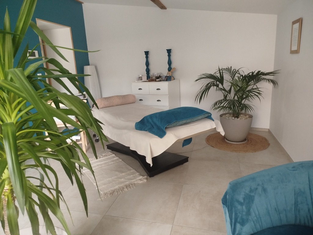 photo cabinet Marie-France FOUSSE