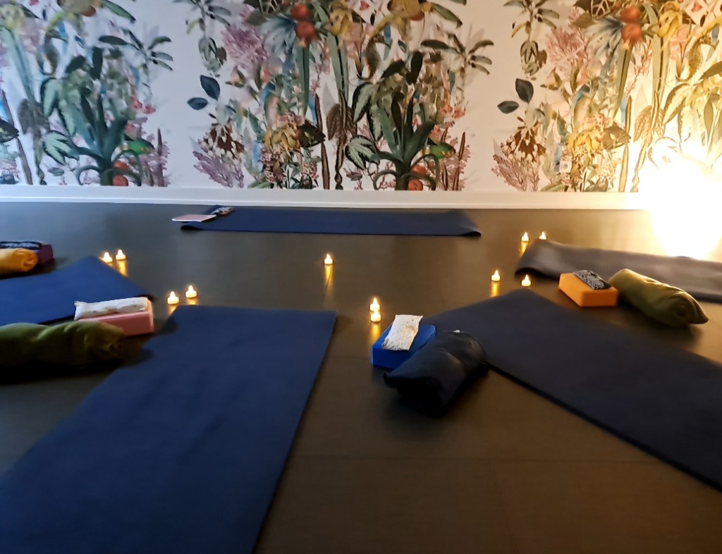 photo cabinet Elodie yoga