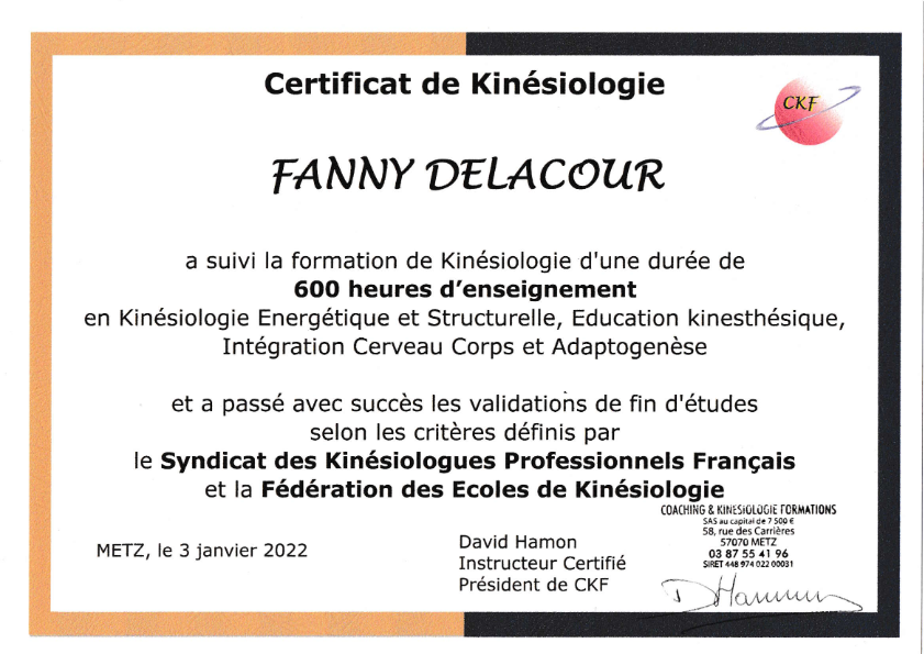 photo diplome KINESIO VERDUN Fanny Delacour
