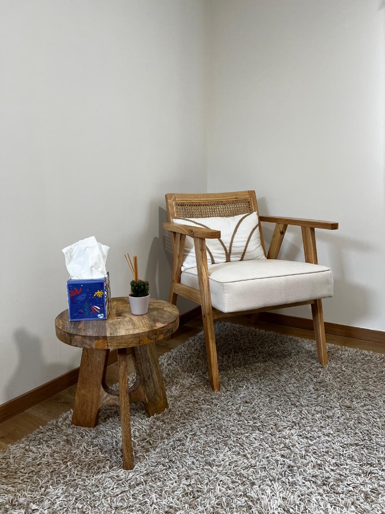 photo cabinet Loise BOURGOIS