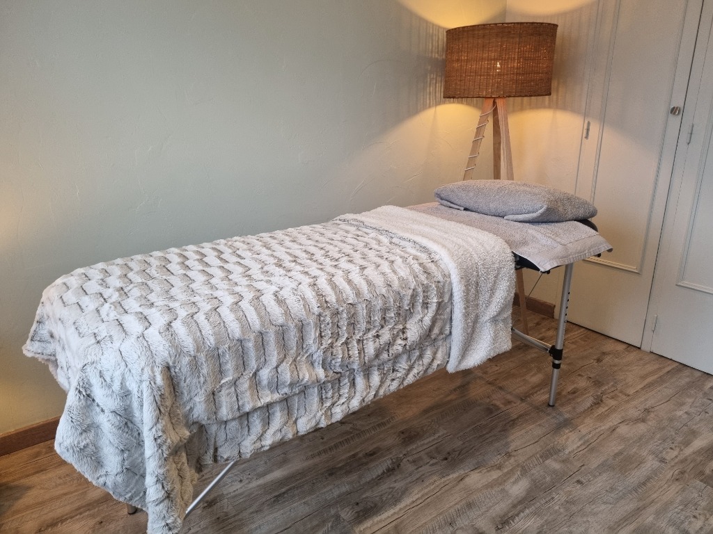 photo seance Jihane Soins énergétiques 