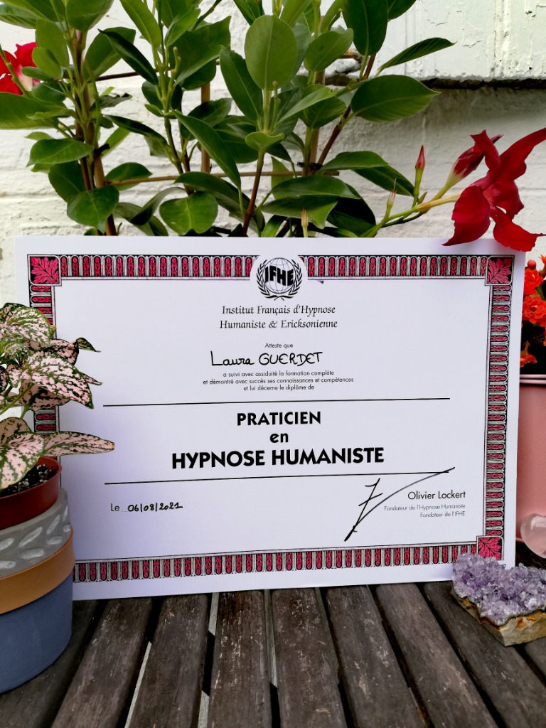 photo diplome L’aura Reconnexion à Soi