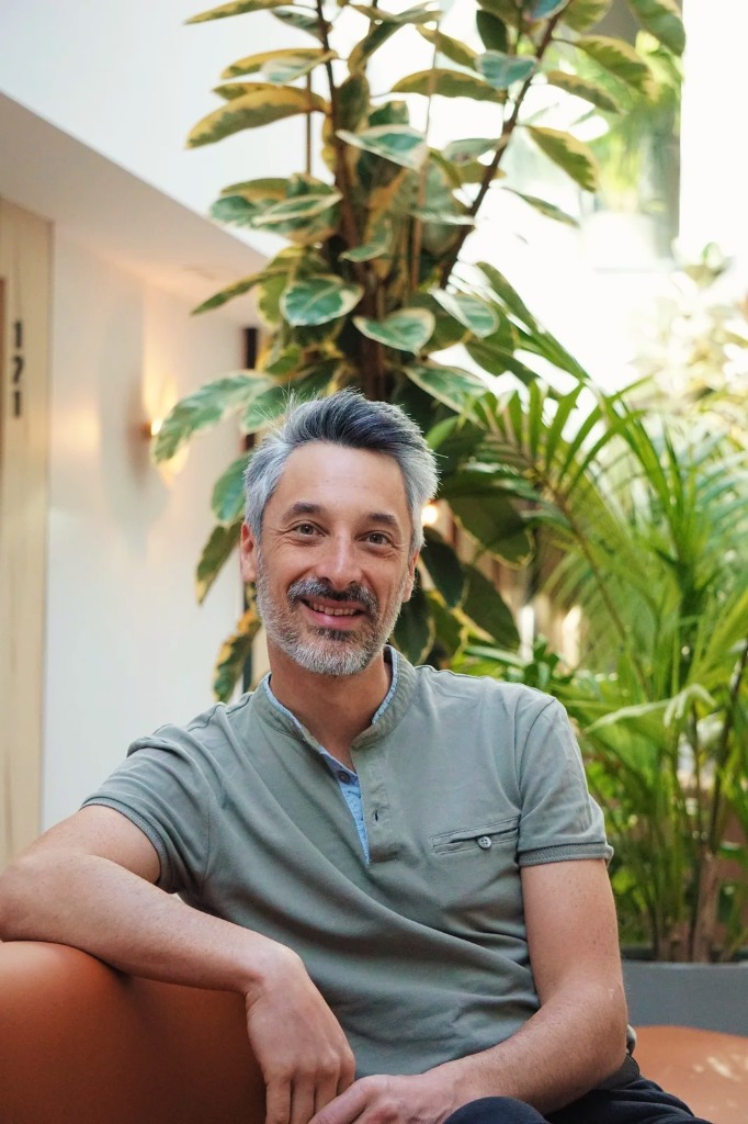 photo portrait Romain Meusnier-Thérapeute couple, psychothérapie