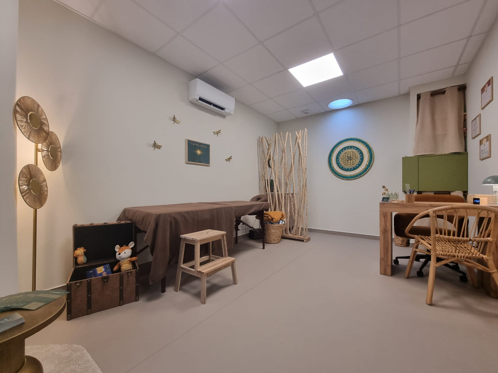 photo cabinet Sabrina HERVIO kinésiologue