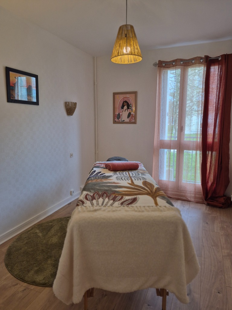 photo cabinet Elisabeth Grimaud🔆Bohom Massage bien-être