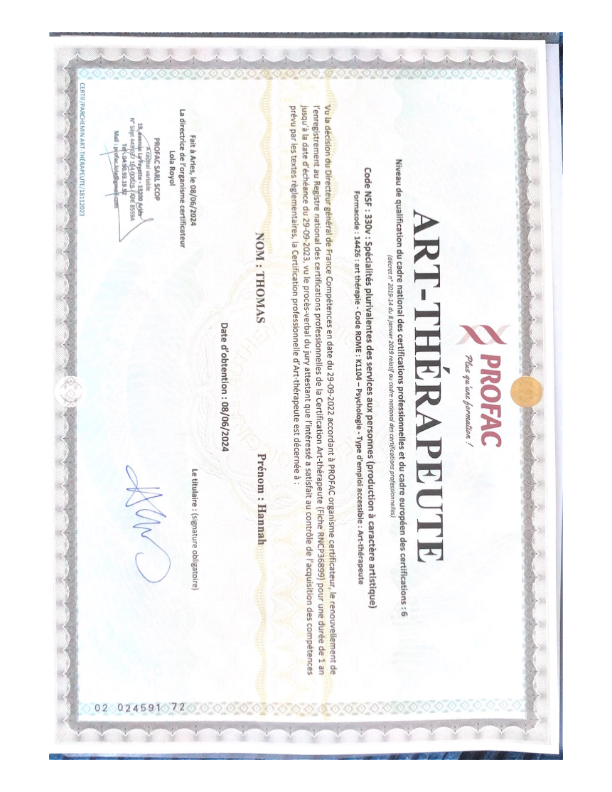 photo diplome Hannah THOMAS