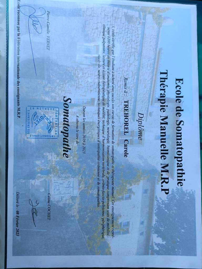 photo diplome Somatopathe Carole 