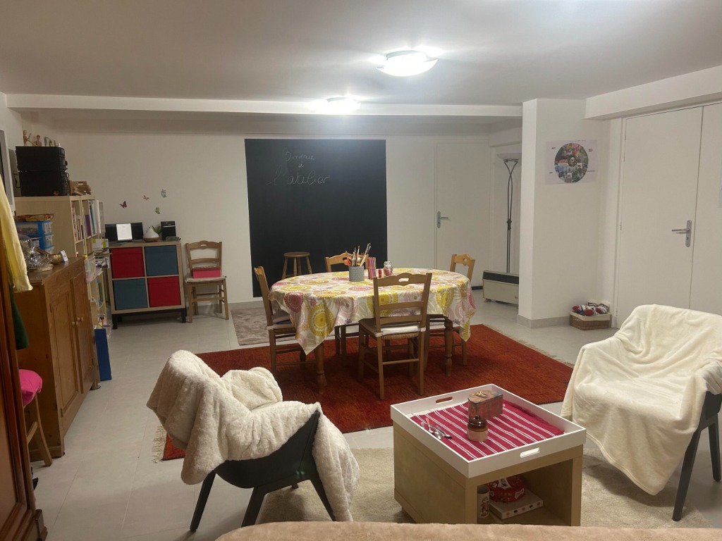 photo cabinet Bernadette Barbeau