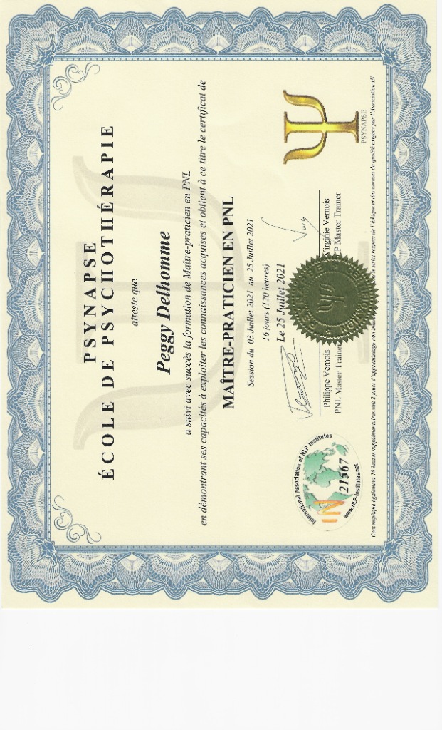 photo diplome PEGGY DELHOMME