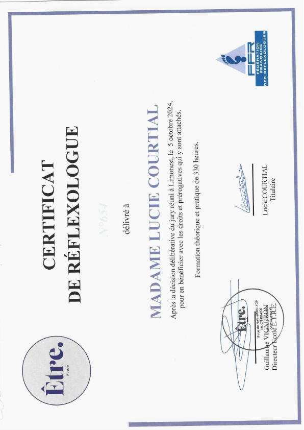 photo diplome Réflexologue Courtial Lucie 