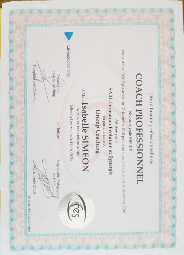 photo diplome Isabelle SIMEON - IPSA NOVA