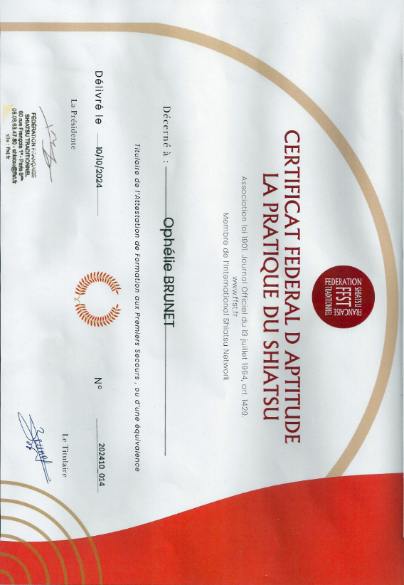 photo diplome Ophélie Brunet