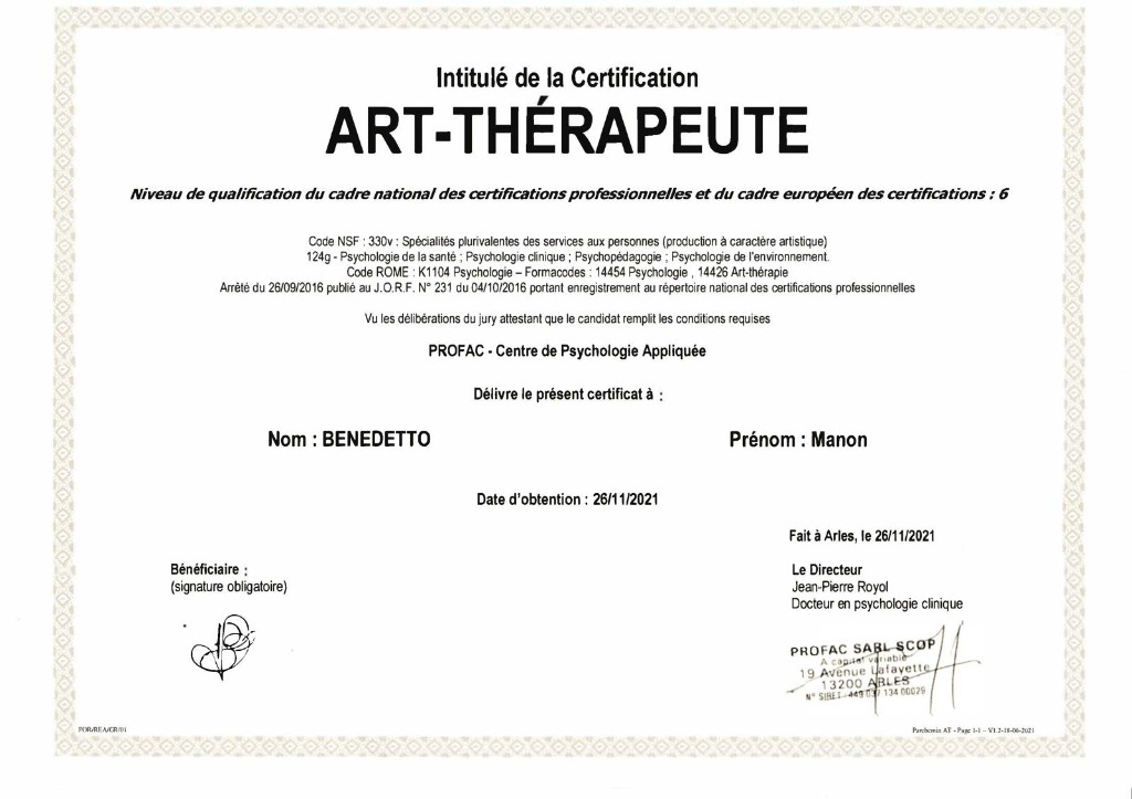 photo diplome Manon Benedetto
