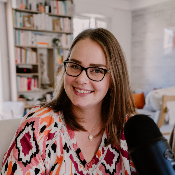 Julie Grémillon / Au Sein De Nous