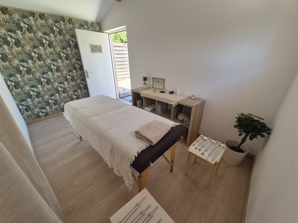 photo cabinet Ludivine Magnétiseuse